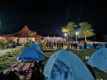 STKIP Trenggalek Gelar English Weekend Camp 2024 di Taman Jajar Gumregah